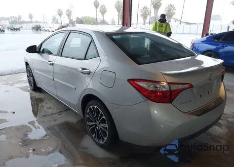 2015 Toyota Corolla S Plus z USA, uszkodzony, nr VIN 2T1BURHEXFC264116